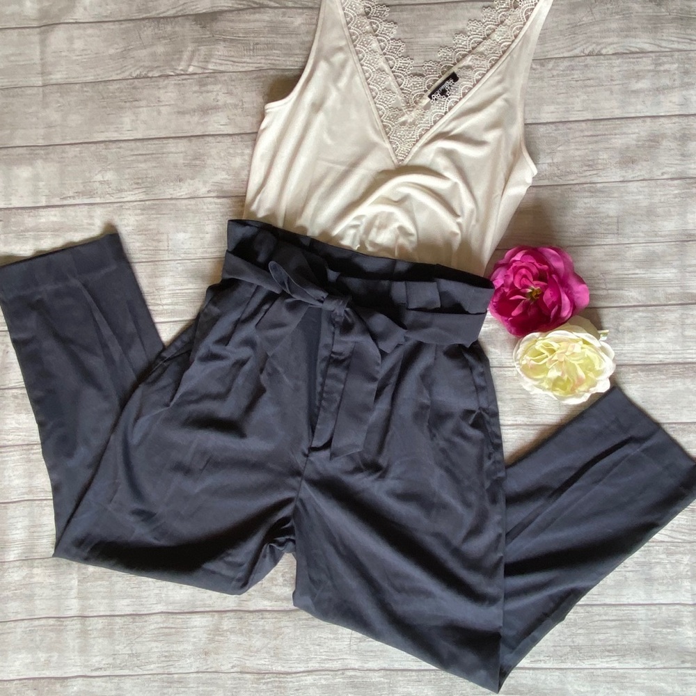 NWT! H&M Paper bag work pants